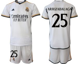 Real Madrid Kepa Arrizabalaga #25 Thuis tenue Mensen 2023-24 Korte Mouw (+ Korte broeken)