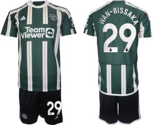 Manchester United Aaron Wan-Bissaka #29 Uit tenue Voetbalshirts 2023-24 Korte Mouw (+ Korte broeken)