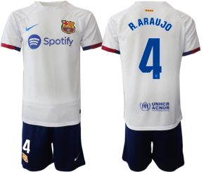 Barcelona Voetbalshirts Ronald Araujo #4 Uit tenue 2023-24 Korte Mouw (+ Korte broeken)