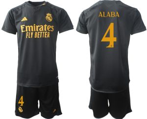Real Madrid David Alaba #4 Derde tenue 2023-24 Mensen Korte Mouw (+ Korte broeken)